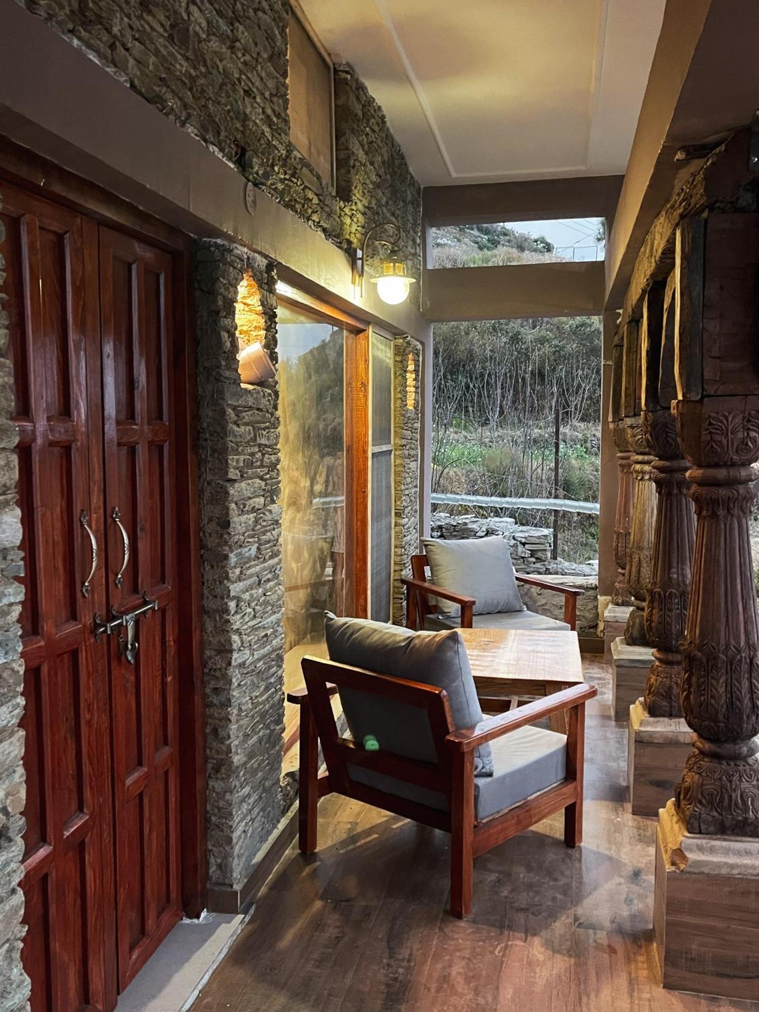 Pauri Bsr Farms Resort מראה חיצוני תמונה