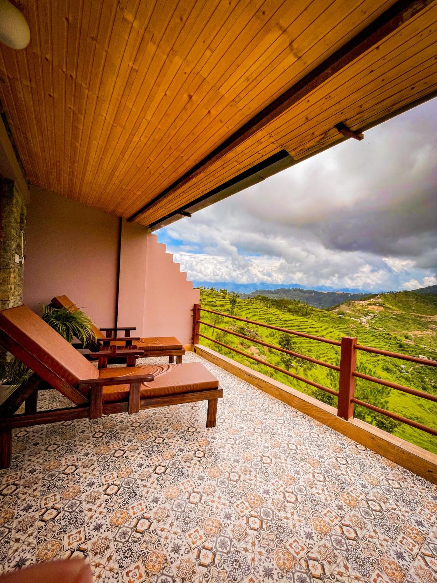 Pauri Bsr Farms Resort מראה חיצוני תמונה