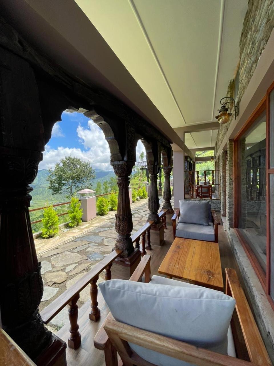 Pauri Bsr Farms Resort מראה חיצוני תמונה